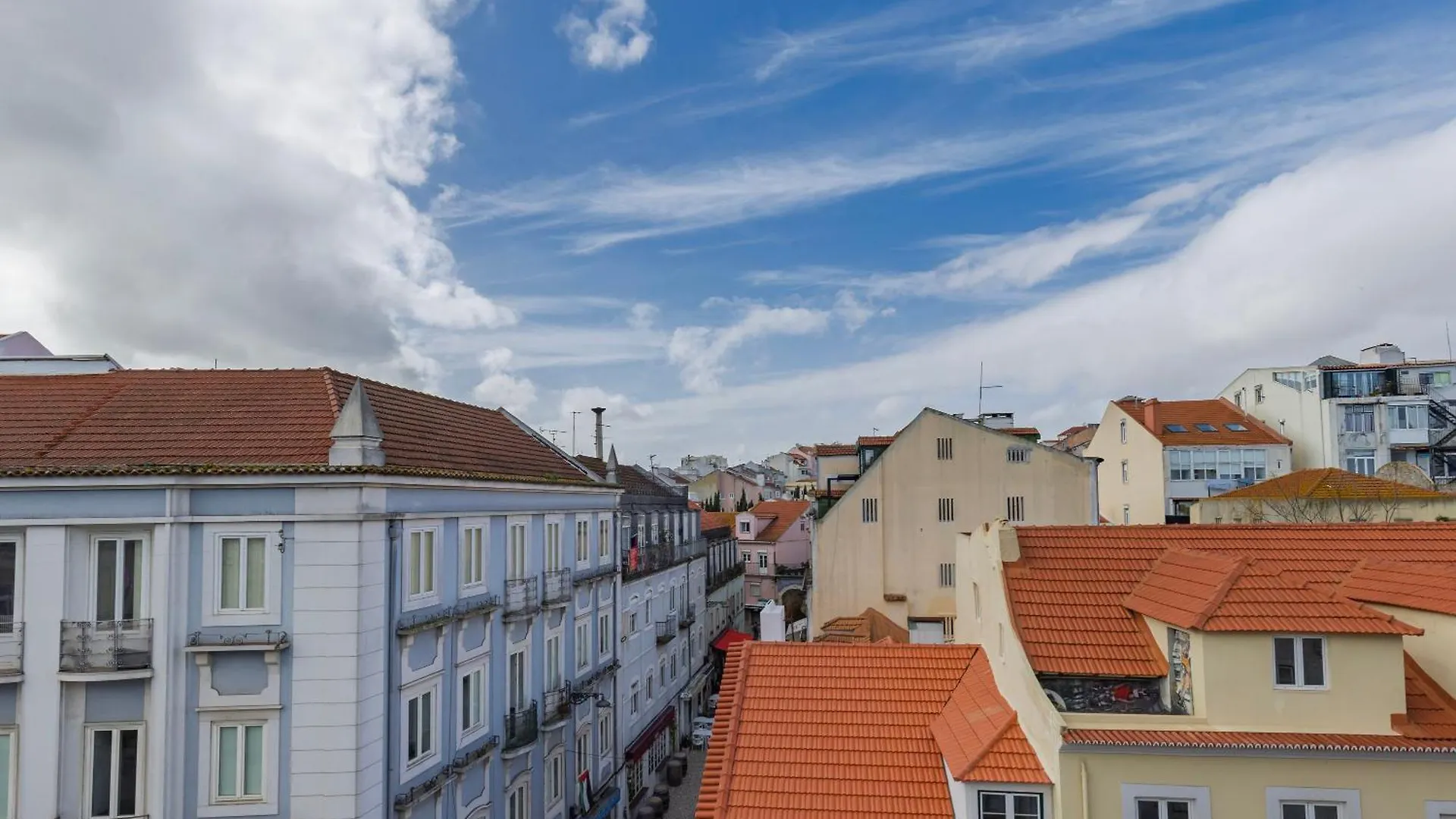 Trendy Studio In Graca'S Heart By Lovelystay Lisbon Portugal