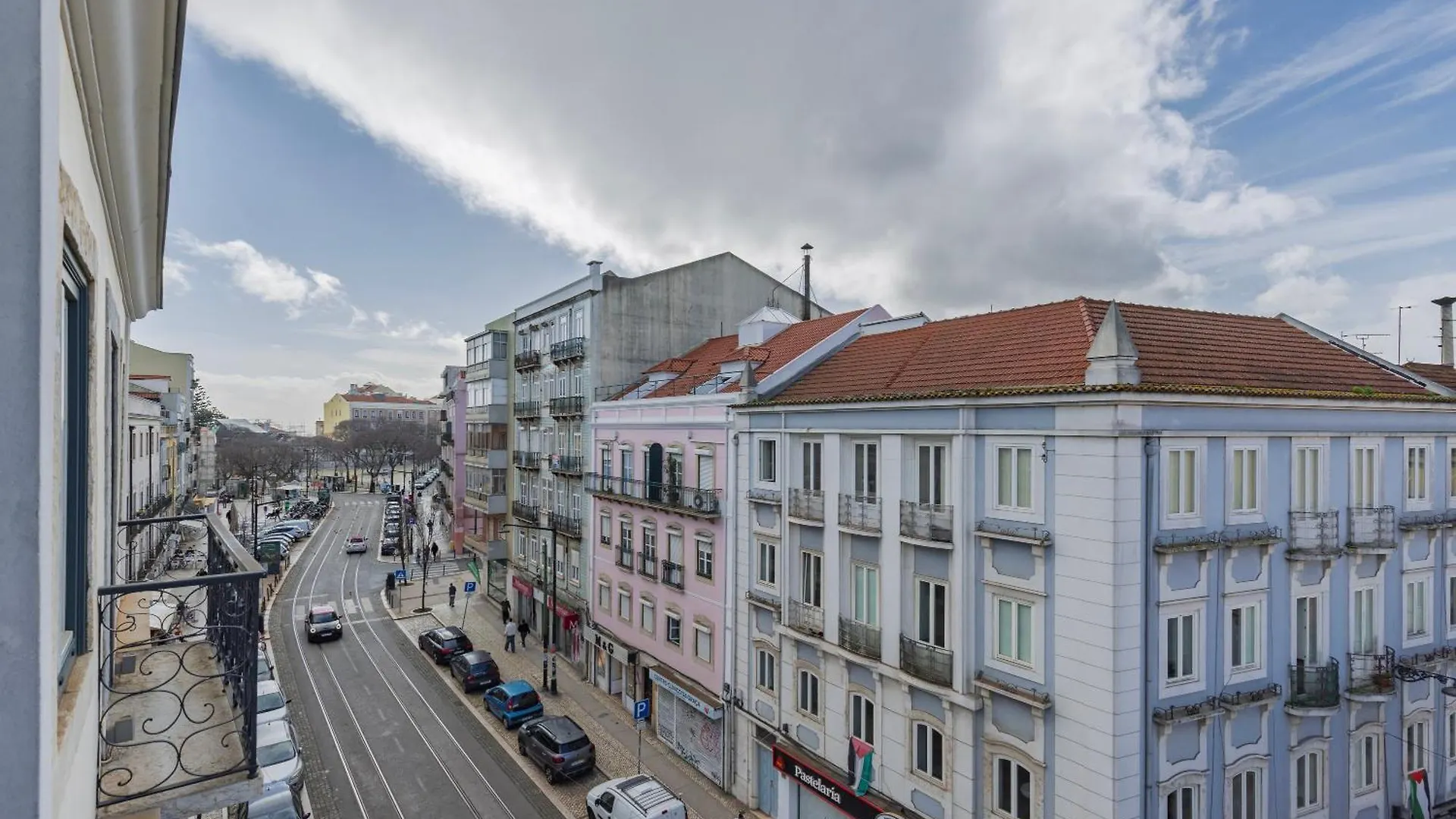 Apartment Trendy Studio In Graca'S Heart By Lovelystay Lisbon