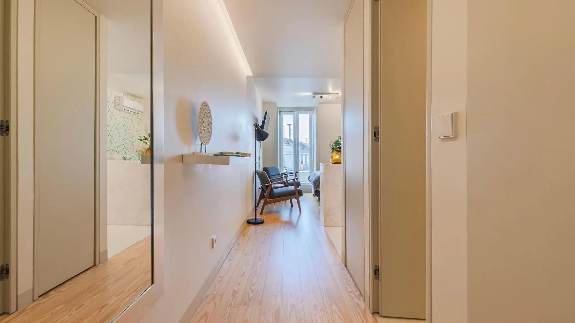 Apartment Trendy Studio In Graca'S Heart By Lovelystay Lisbon